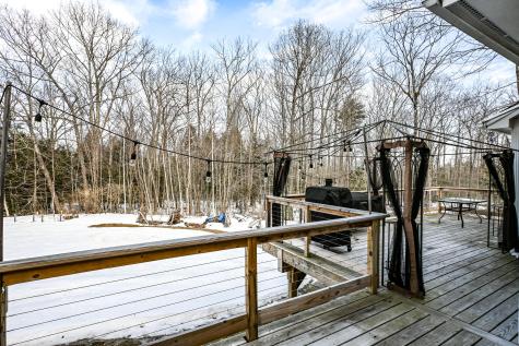 8 Acorn Lane Lewiston ME 04240