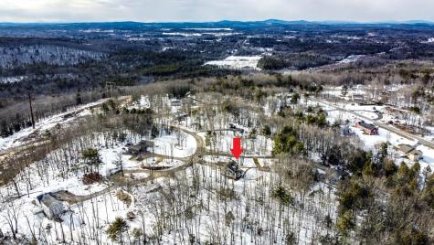 8 Acorn Lane Lewiston ME 04240