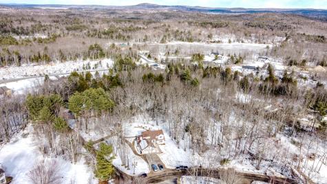 8 Acorn Lane Lewiston ME 04240