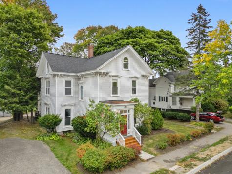 51 Grove Street Bangor ME 04401