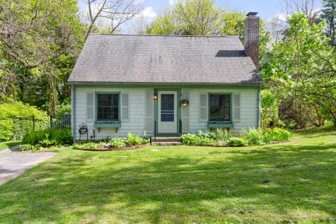 94 Leighton Road Falmouth ME 04105