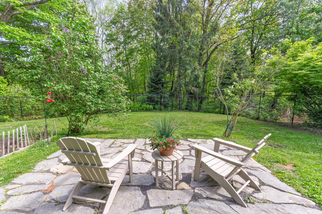 94 Leighton Road Falmouth ME 04105