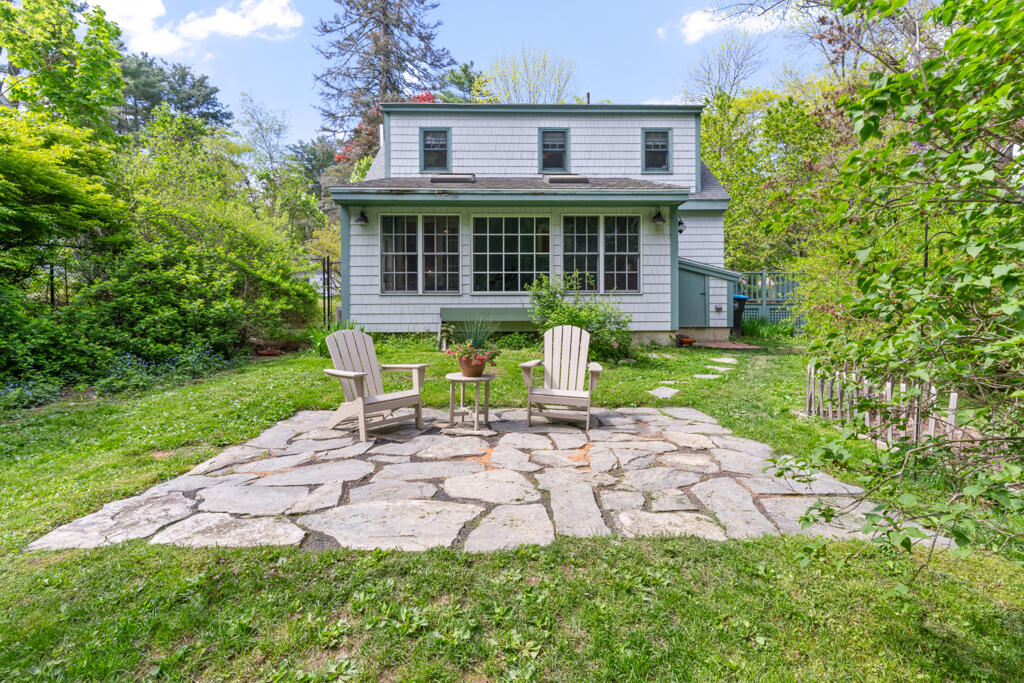 94 Leighton Road Falmouth ME 04105