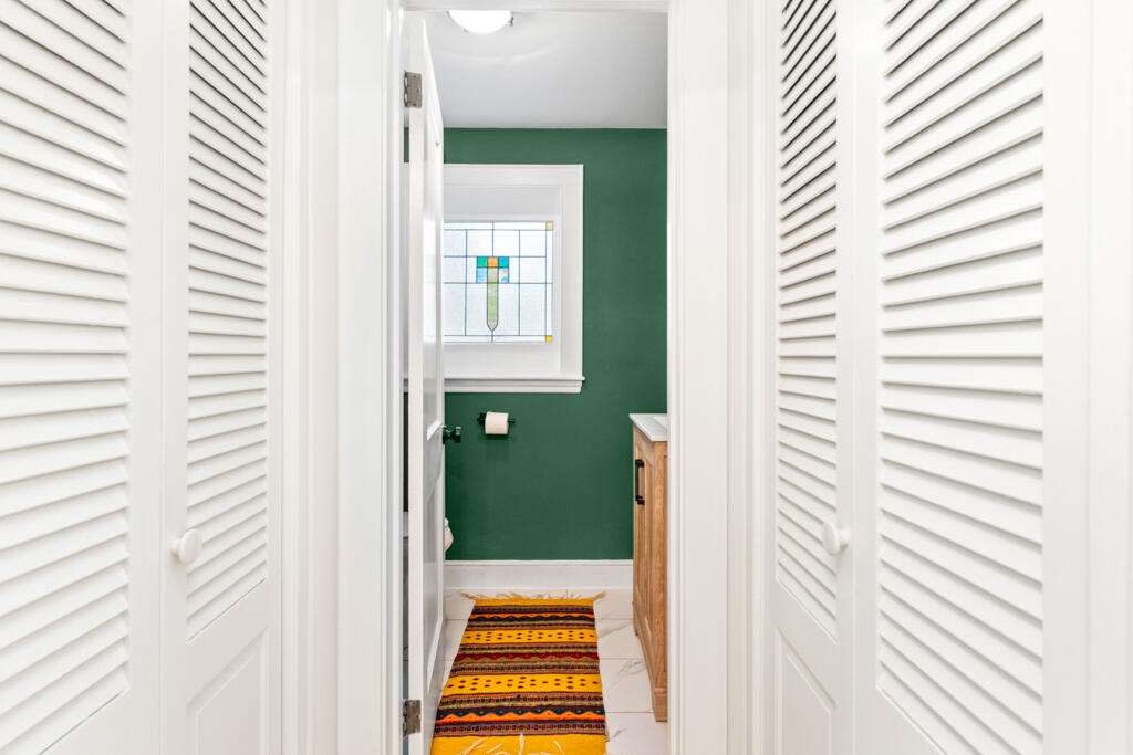 94 Leighton Road Falmouth ME 04105