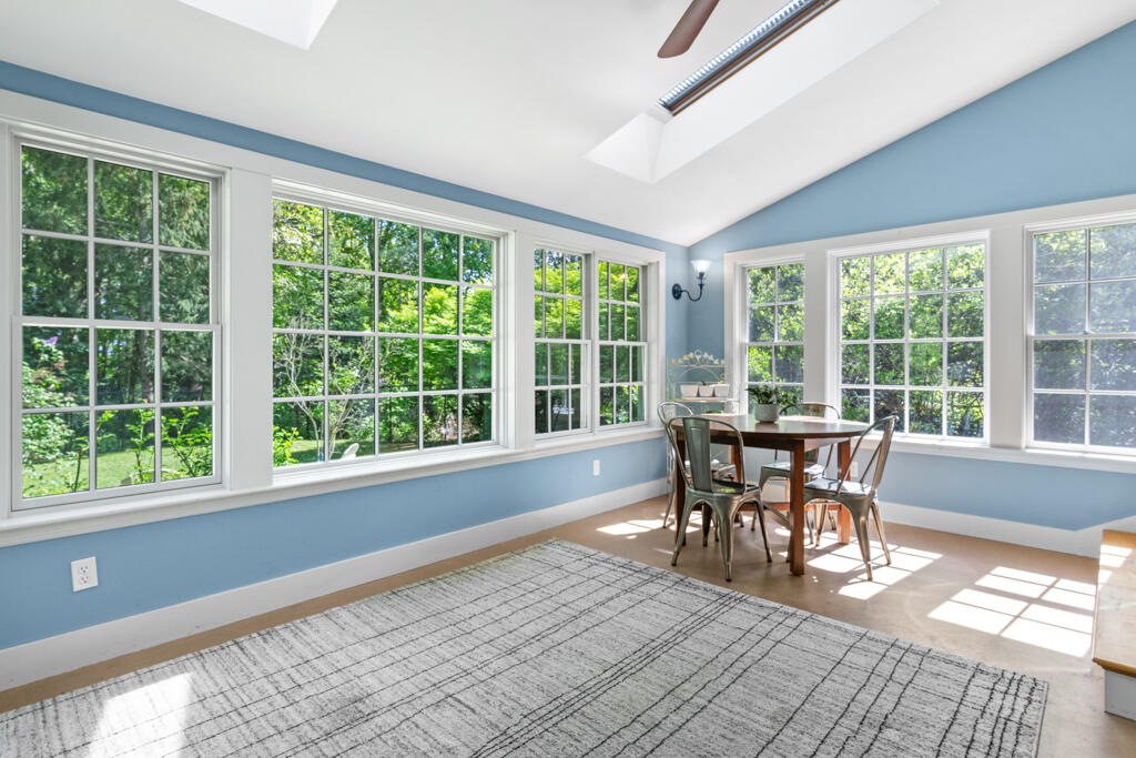 94 Leighton Road Falmouth ME 04105