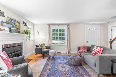 94 Leighton Road Falmouth ME 04105