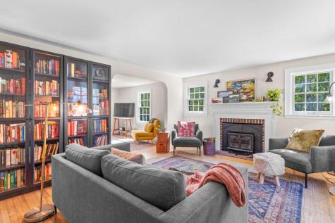 94 Leighton Road Falmouth ME 04105