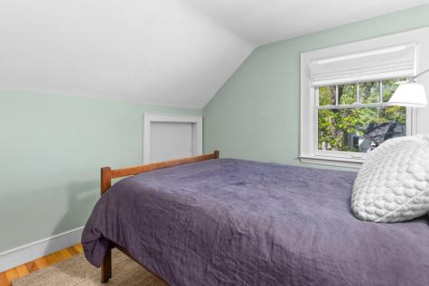 94 Leighton Road Falmouth ME 04105