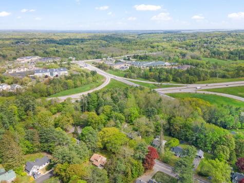 94 Leighton Road Falmouth ME 04105