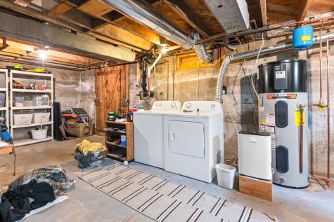 94 Leighton Road Falmouth ME 04105