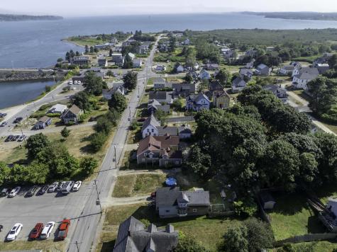 27 Pleasant Street Lubec ME 04652