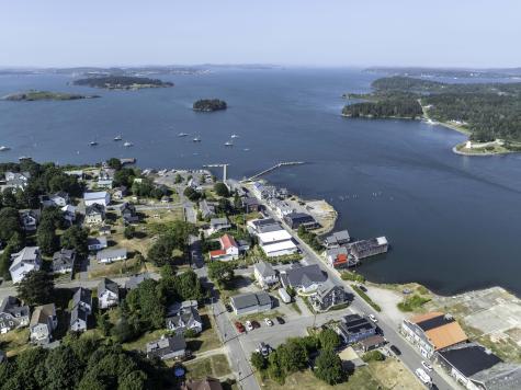 27 Pleasant Street Lubec ME 04652