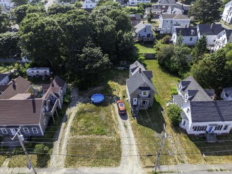 27 Pleasant Street Lubec ME 04652