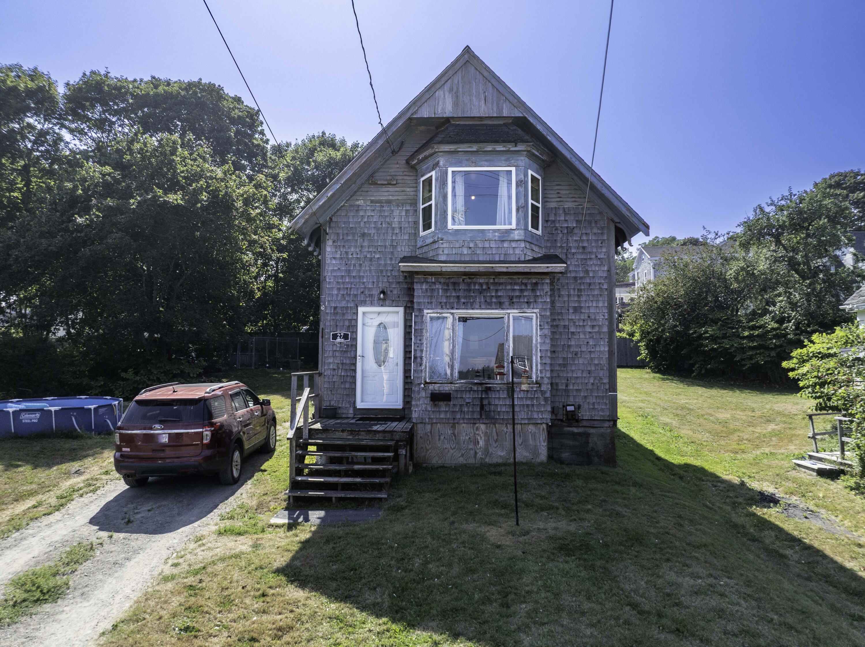 27 Pleasant Street Lubec ME 04652