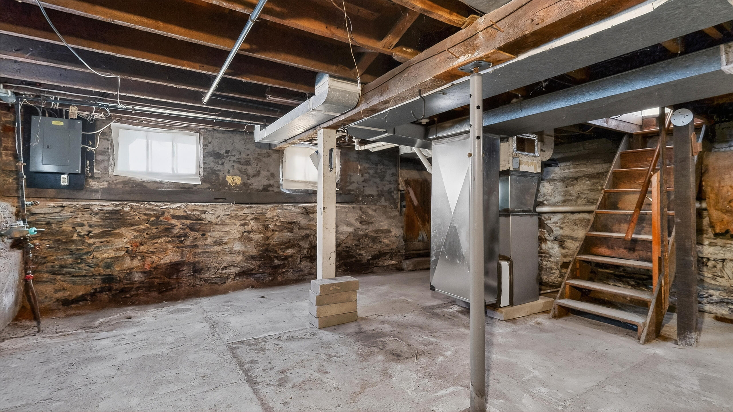 21 Madison Street Portland ME 04101