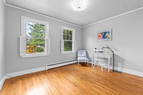 10 Cheverus Road Cape Elizabeth ME 04107