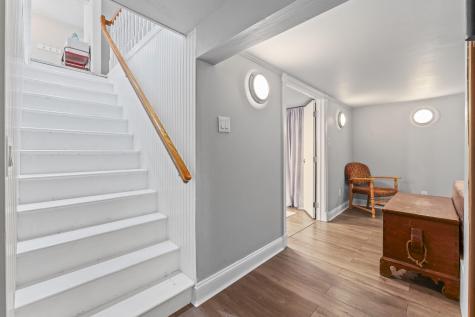 10 Cheverus Road Cape Elizabeth ME 04107