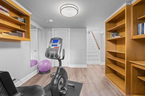 10 Cheverus Road Cape Elizabeth ME 04107