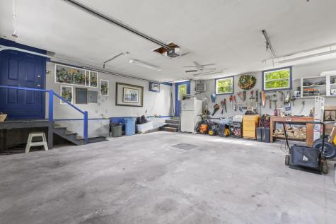 10 Cheverus Road Cape Elizabeth ME 04107