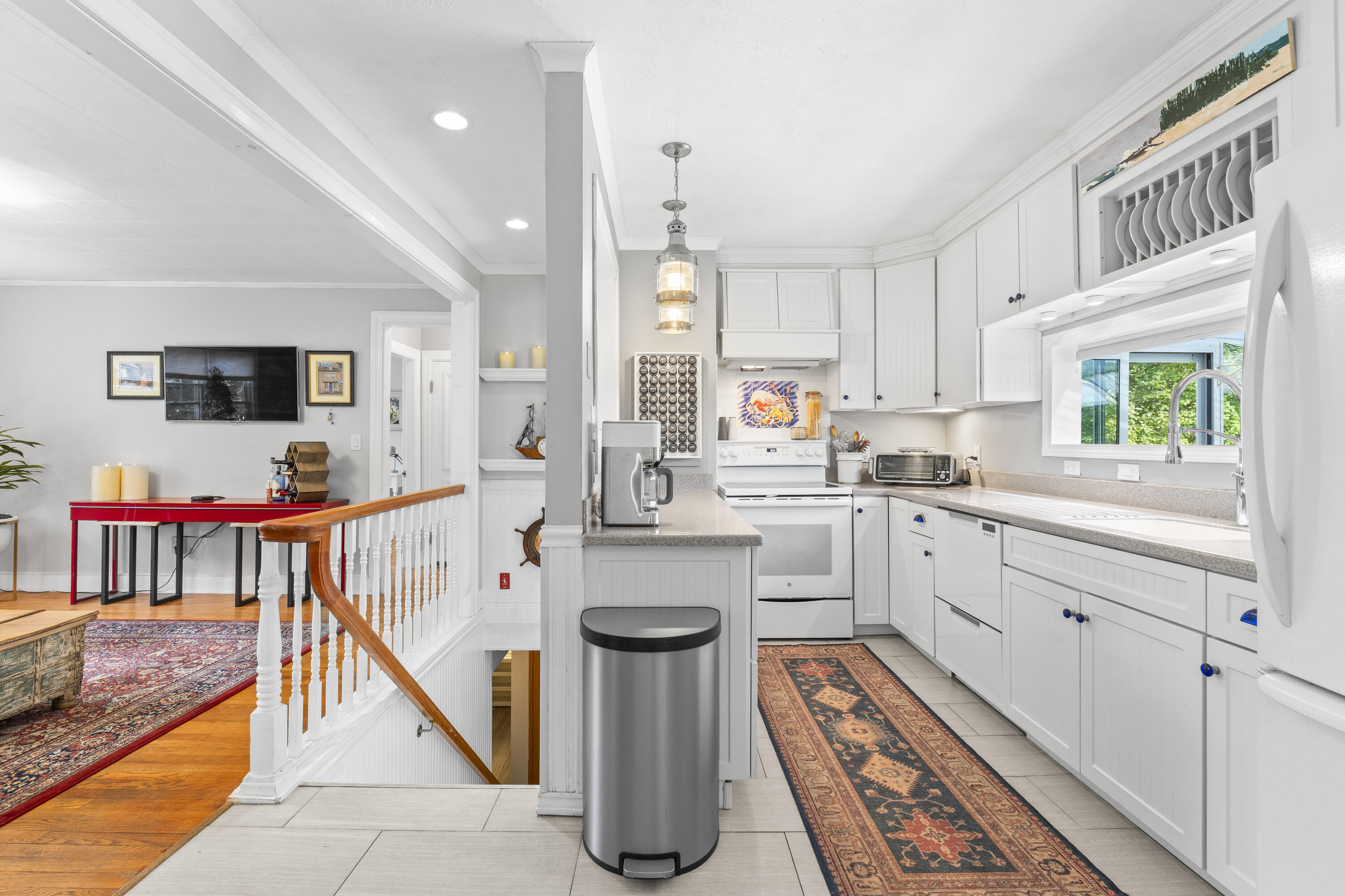 10 Cheverus Road Cape Elizabeth ME 04107