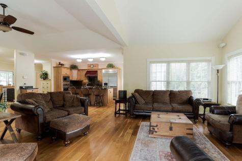 22 Field Avenue York ME 03909