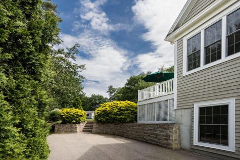 22 Field Avenue York ME 03909