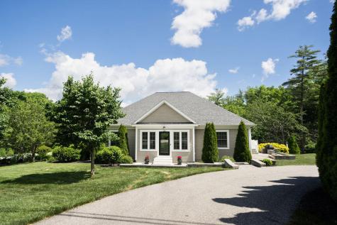 22 Field Avenue York ME 03909