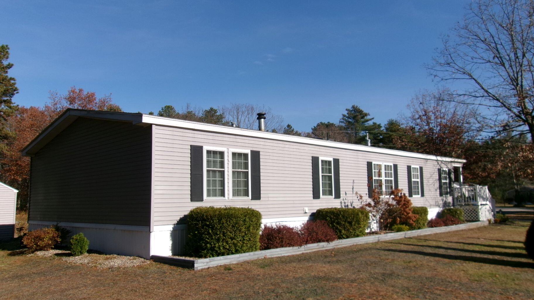 8 Pinecone Drive Alfred ME 04002