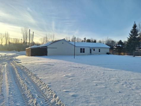 130 Tiger Hill Road Oxford ME 04270