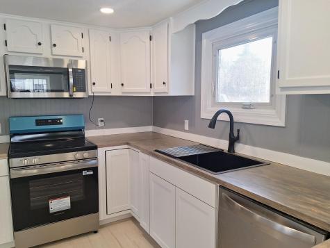 130 Tiger Hill Road Oxford ME 04270