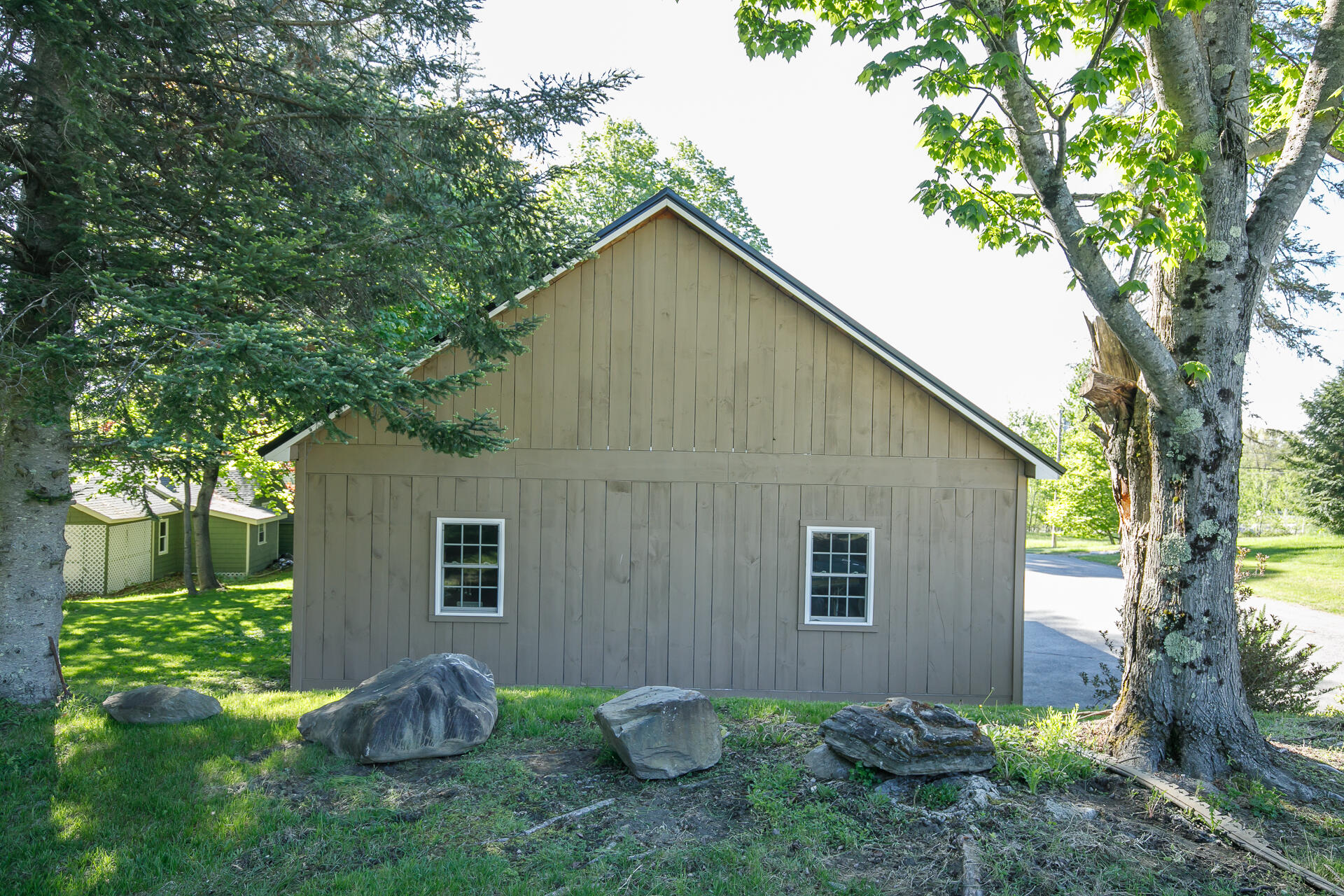11 Old Western Avenue Winthrop ME 04364