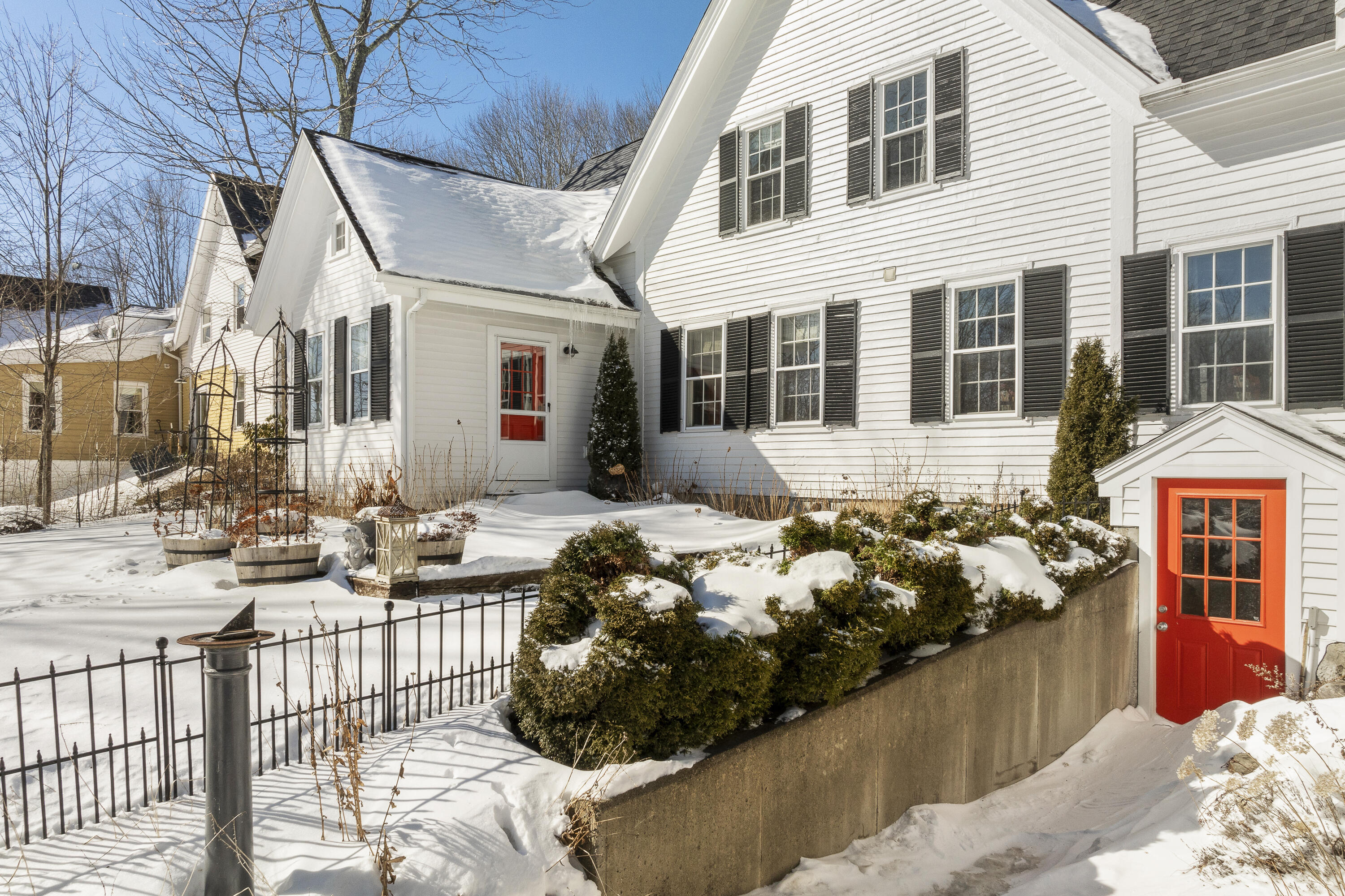 49 Mills Road Newcastle ME 04553