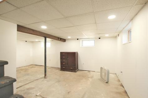 23 Tampa Street Lewiston ME 04240