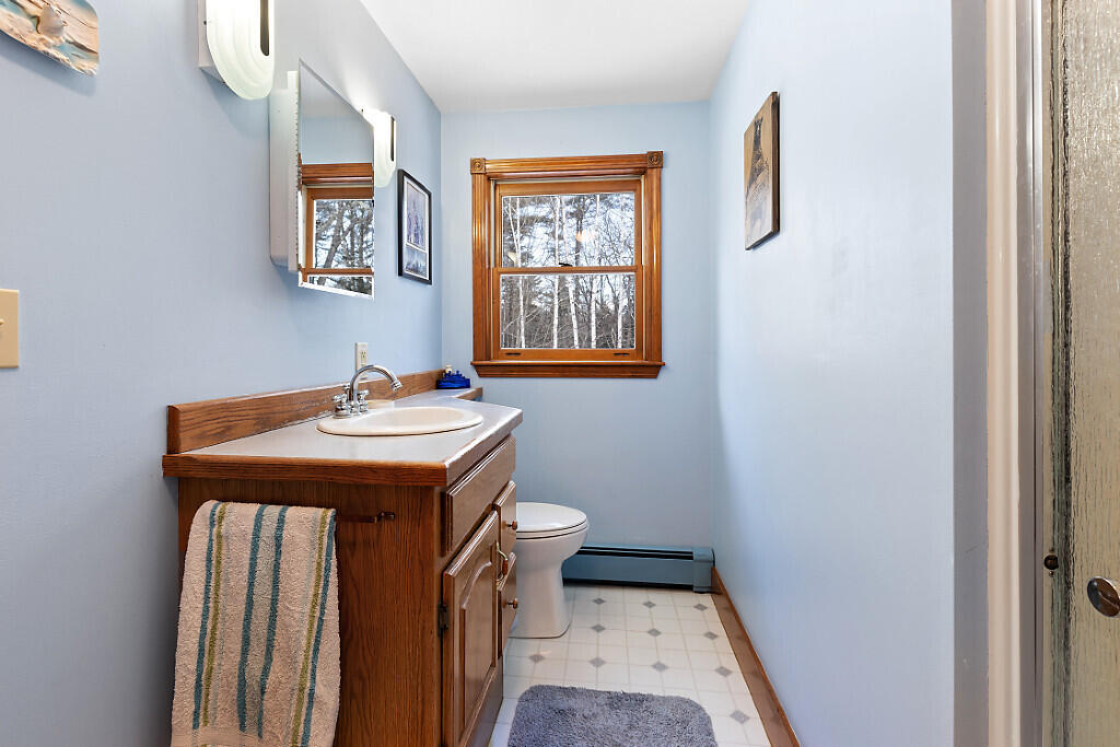 23 Maplerock Lane West Gardiner ME 04345