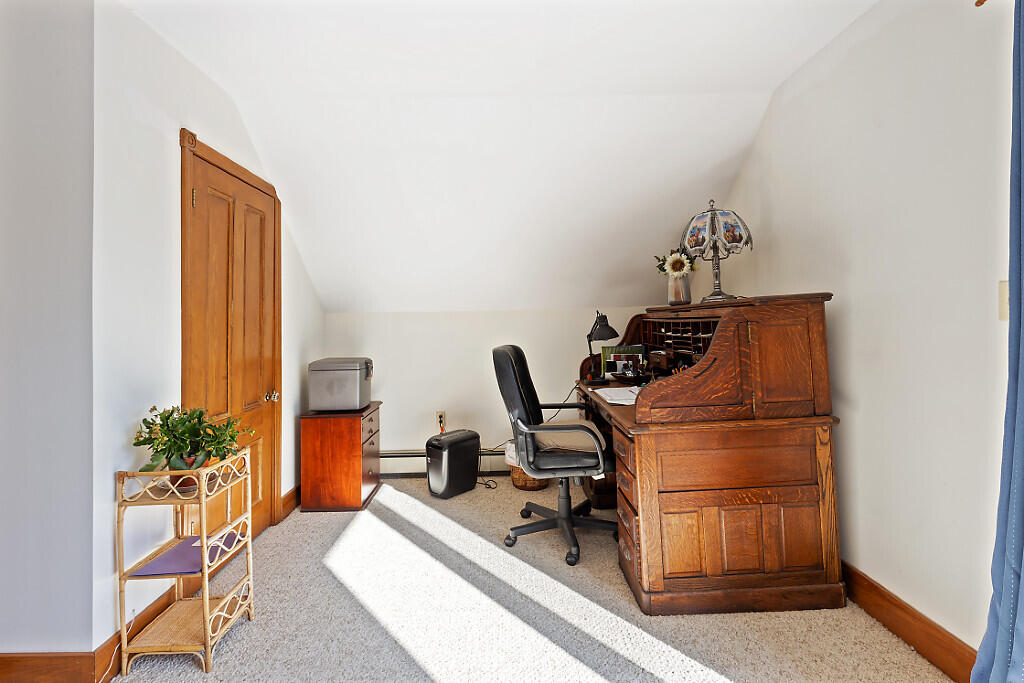 23 Maplerock Lane West Gardiner ME 04345