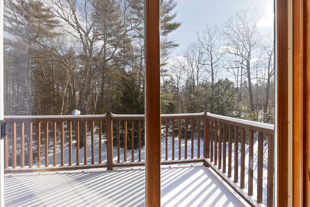 23 Maplerock Lane West Gardiner ME 04345