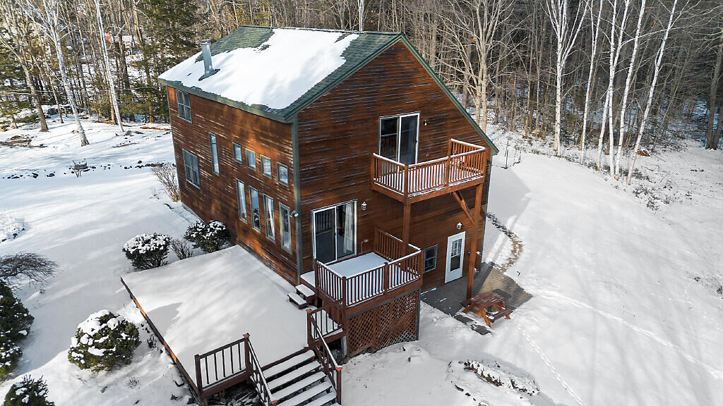 23 Maplerock Lane West Gardiner ME 04345