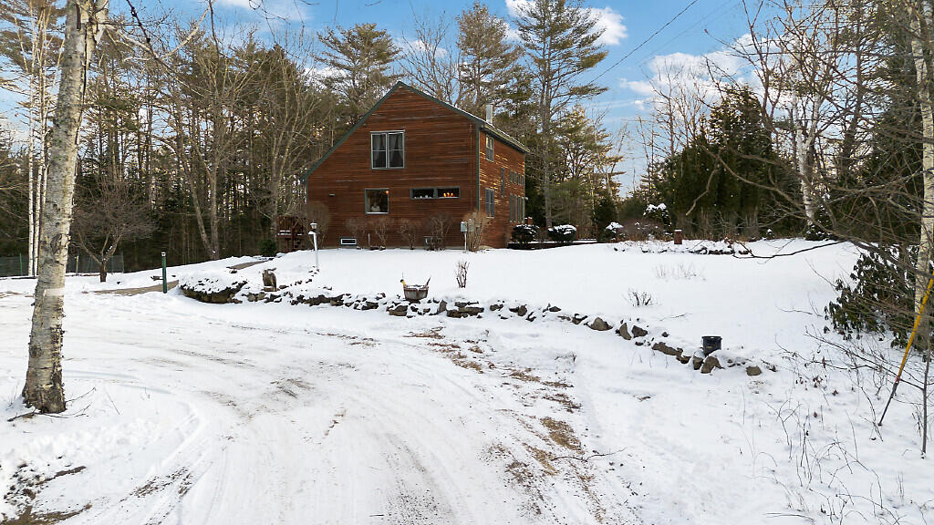 23 Maplerock Lane West Gardiner ME 04345