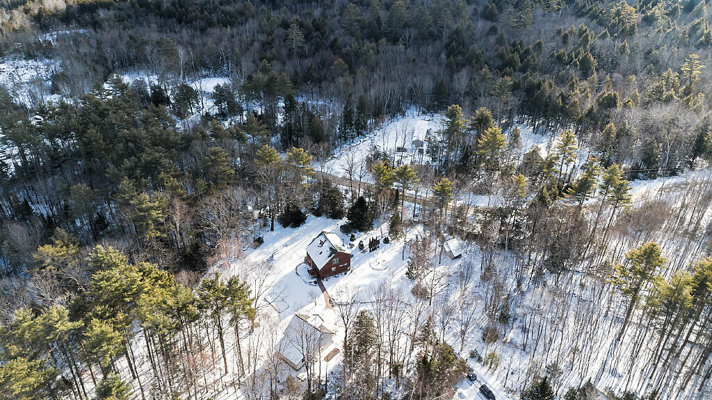 23 Maplerock Lane West Gardiner ME 04345