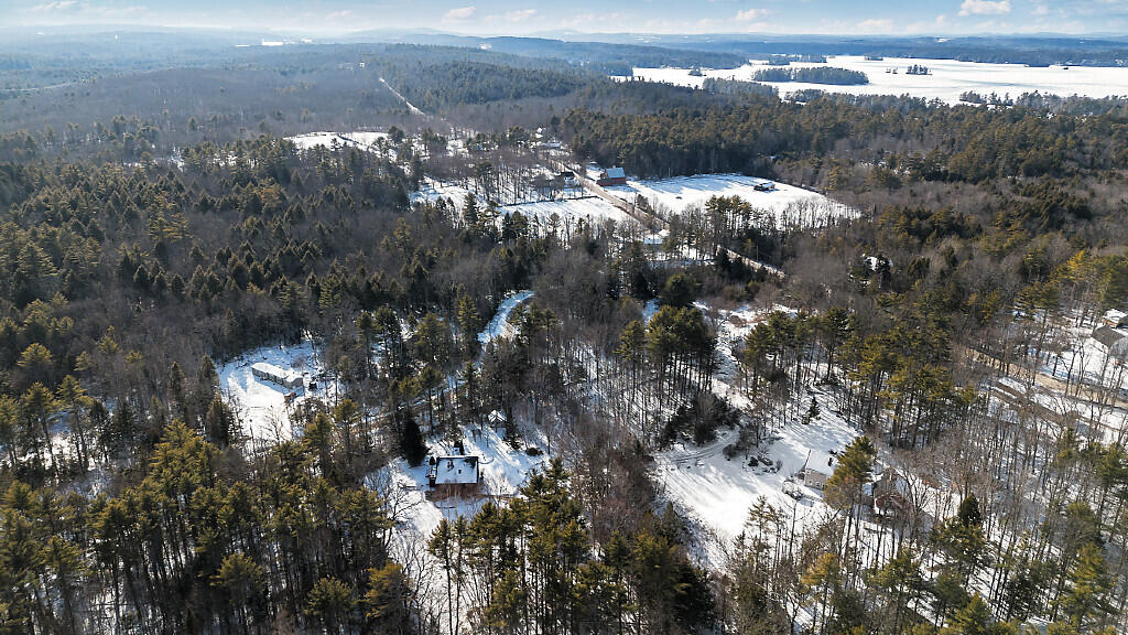 23 Maplerock Lane West Gardiner ME 04345