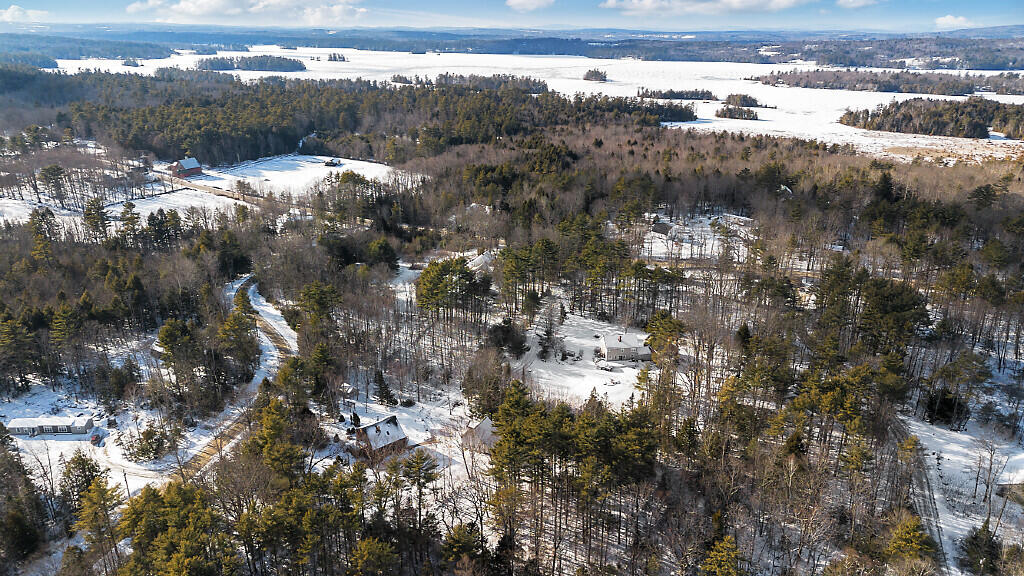 23 Maplerock Lane West Gardiner ME 04345