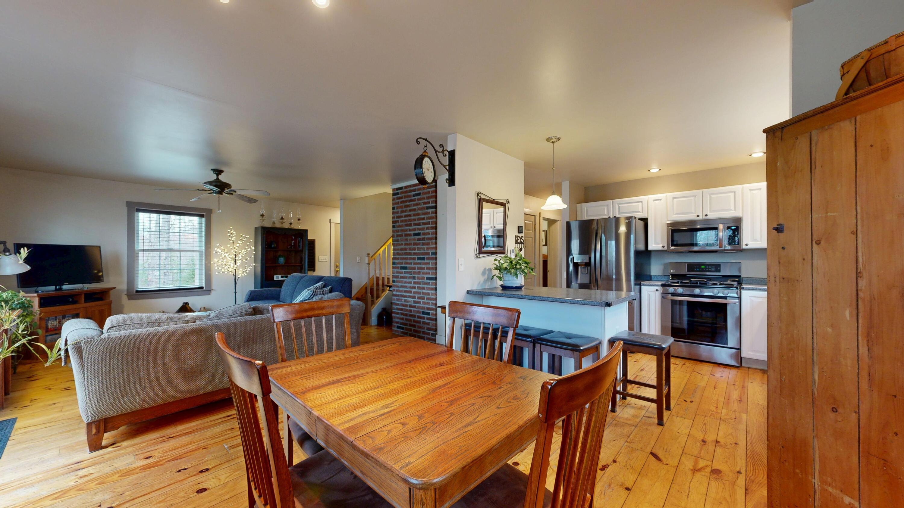 389 Pleasant Street Mechanic Falls ME 04256