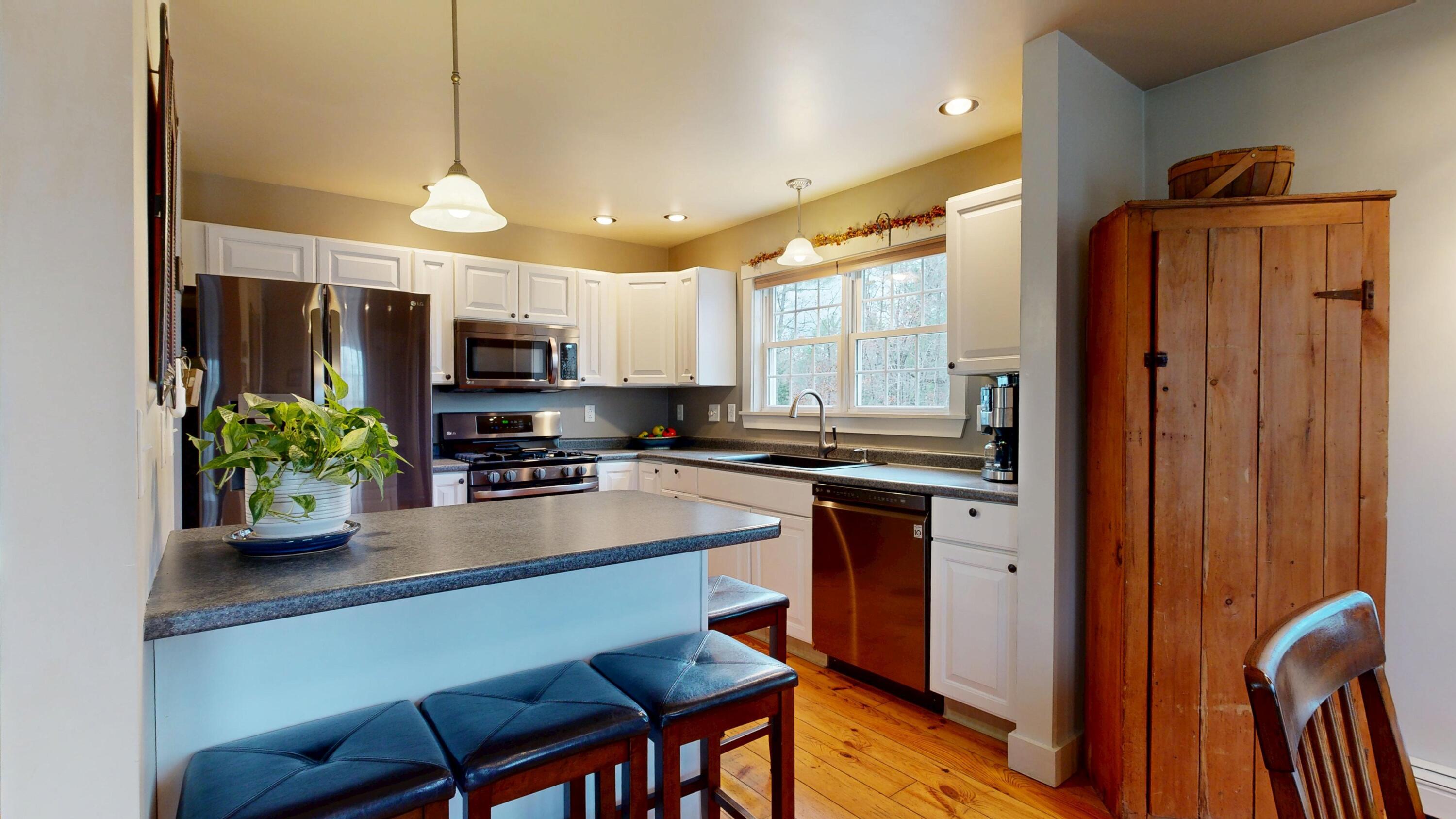 389 Pleasant Street Mechanic Falls ME 04256