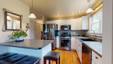 389 Pleasant Street Mechanic Falls ME 04256