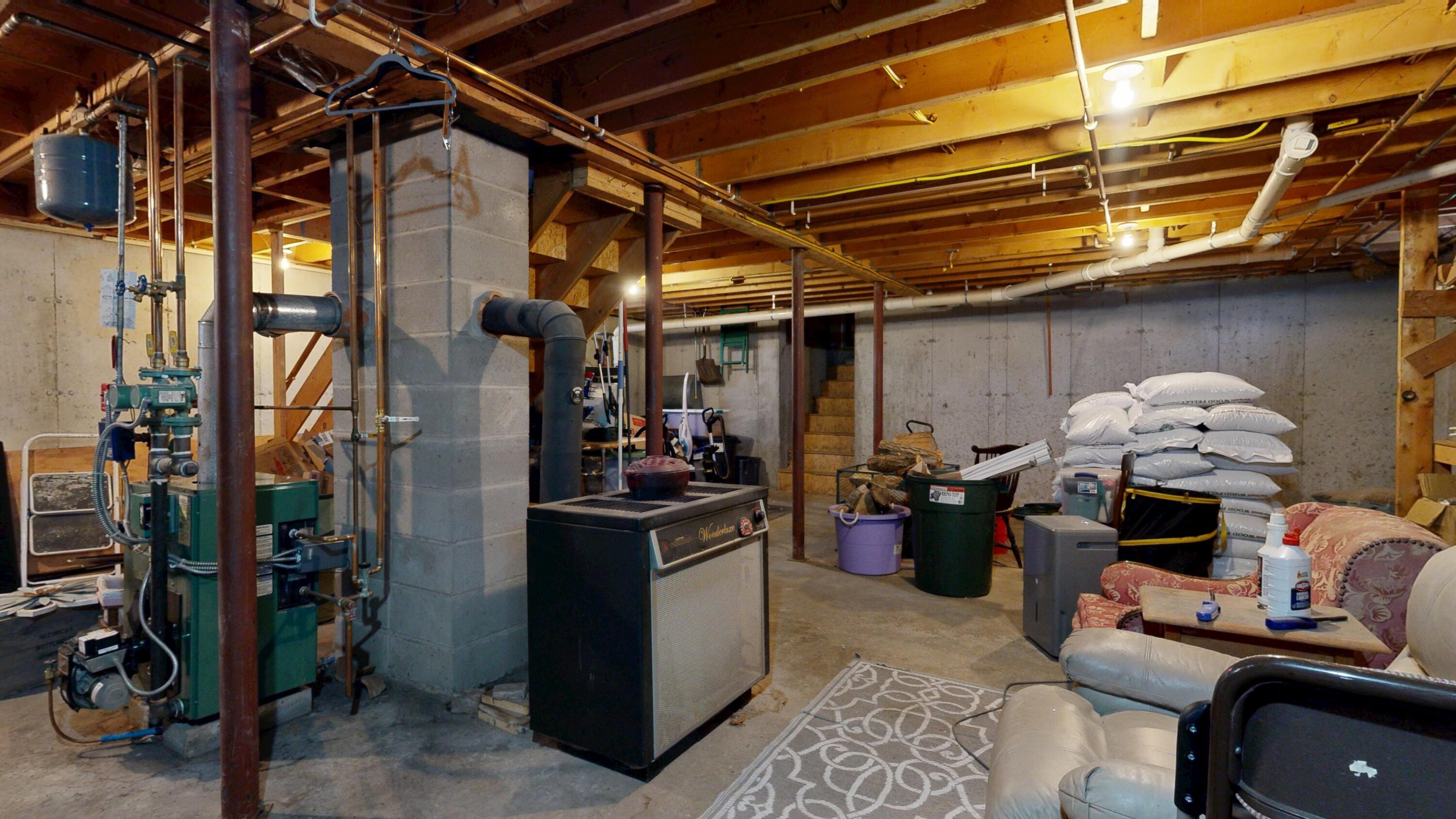 389 Pleasant Street Mechanic Falls ME 04256