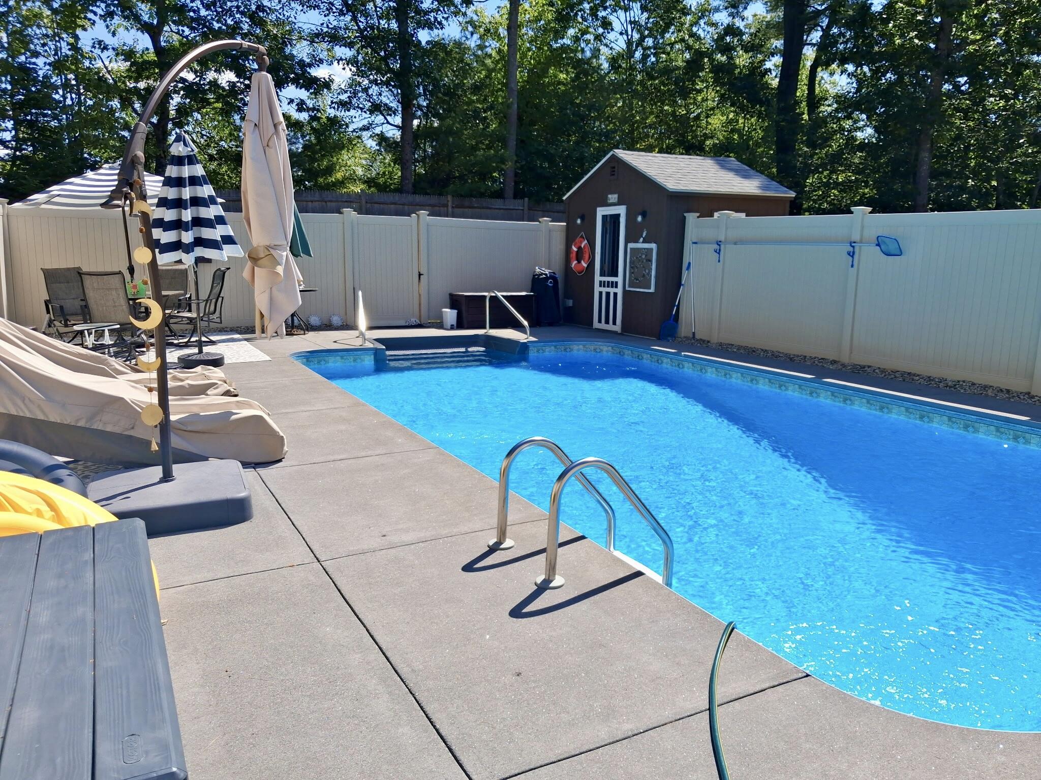 389 Pleasant Street Mechanic Falls ME 04256