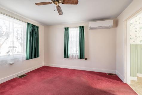 52 Earle Avenue Bangor ME 04401