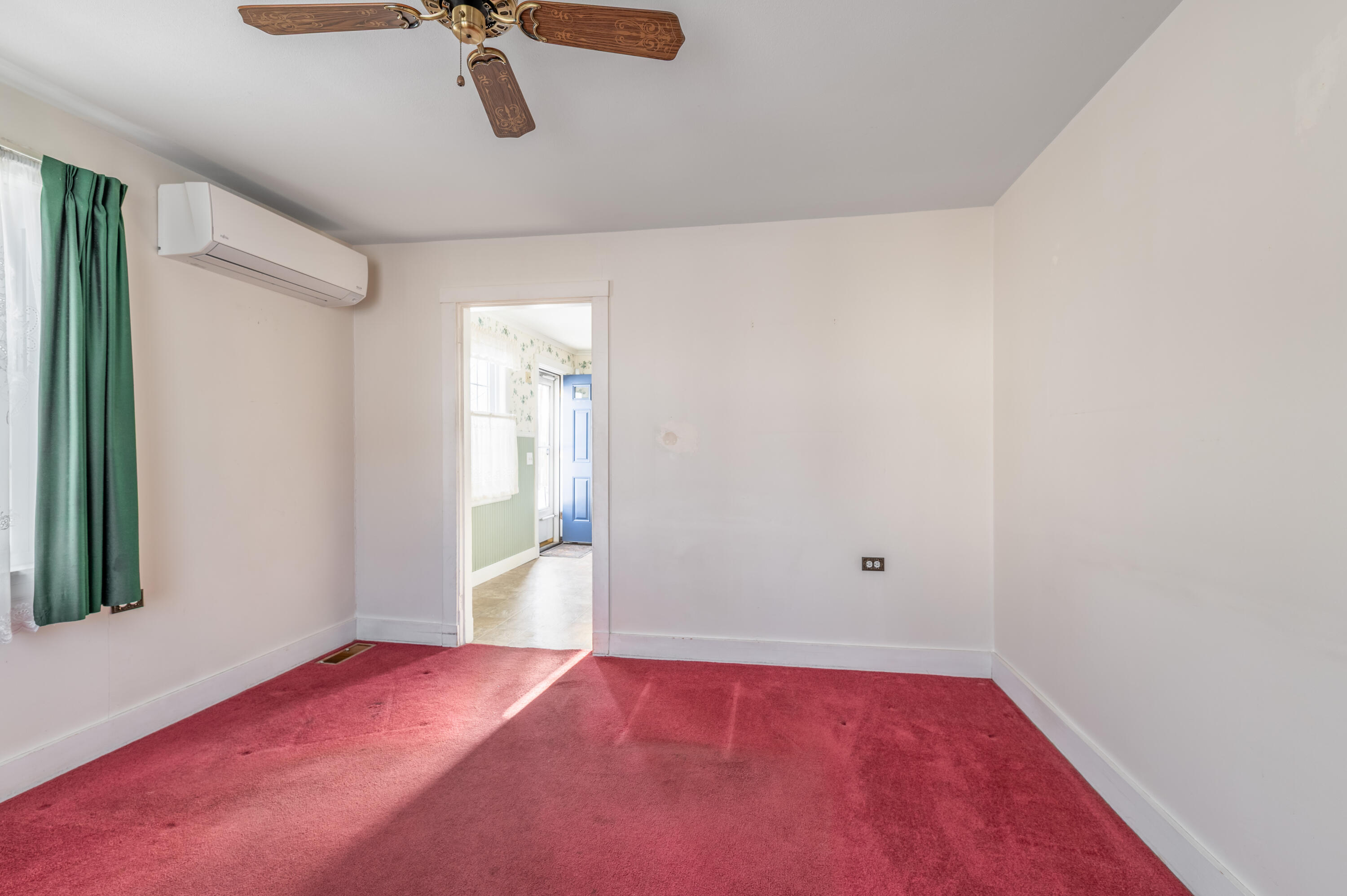 52 Earle Avenue Bangor ME 04401