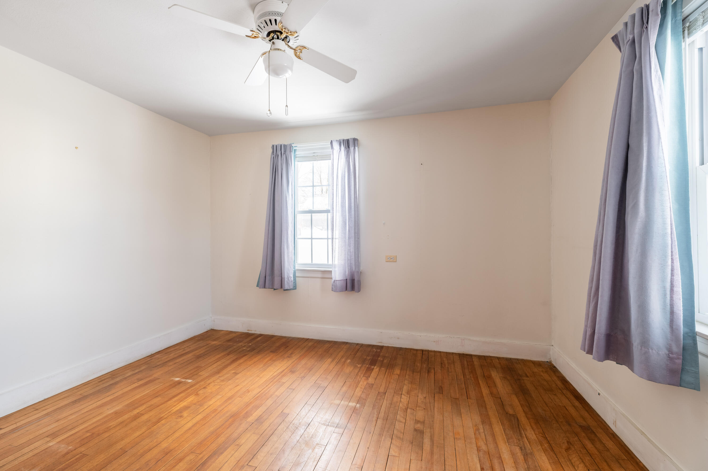 52 Earle Avenue Bangor ME 04401