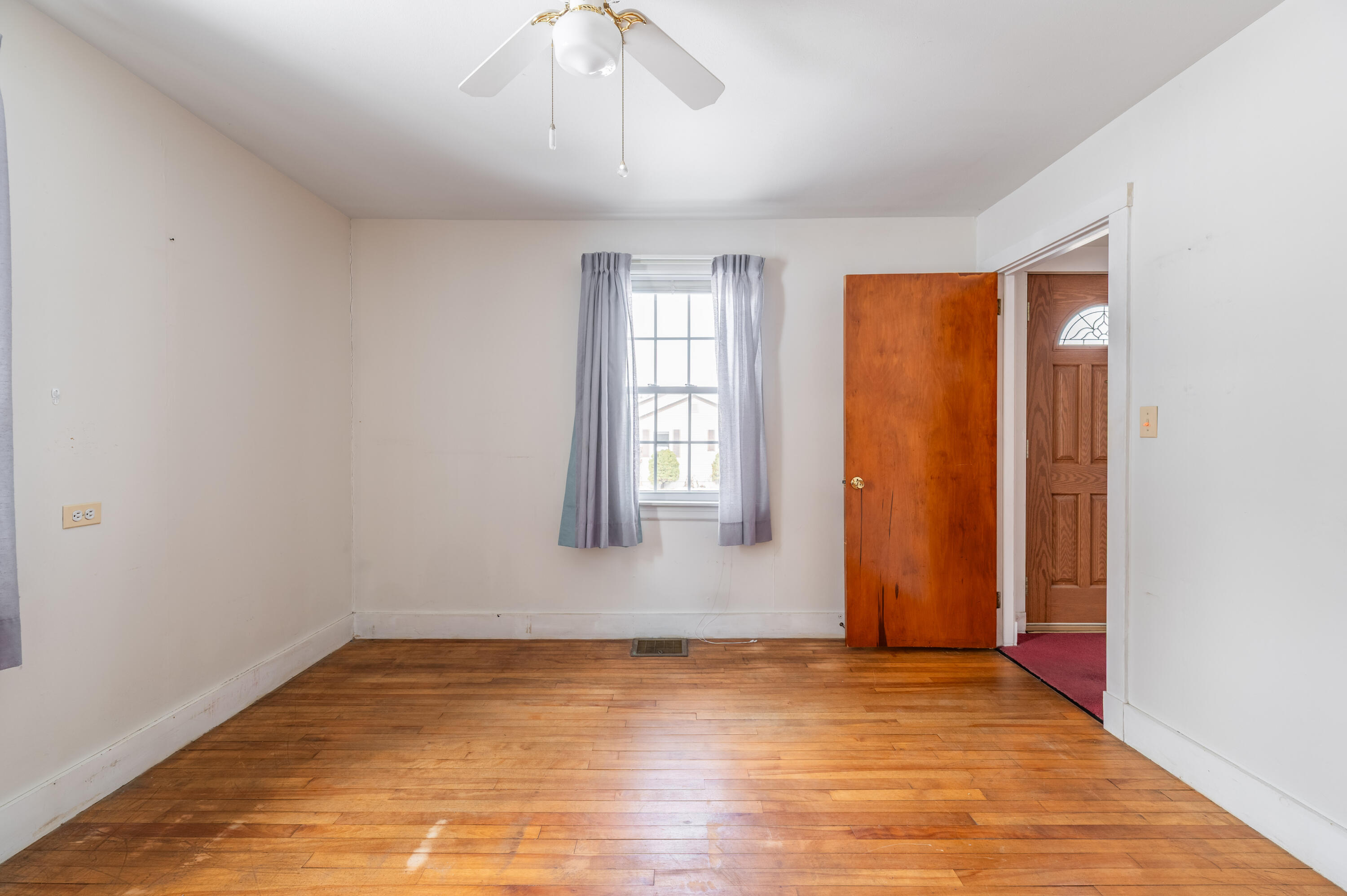 52 Earle Avenue Bangor ME 04401